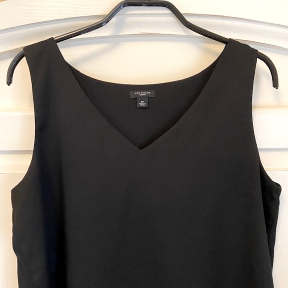Ann Taylor Layered Sleeveless Black Blouse - Picture 2 of 8